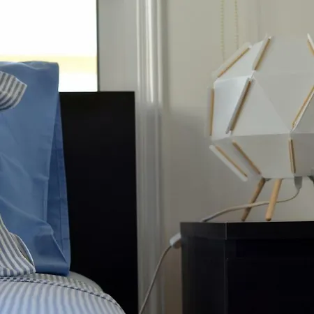 Hippocrates One Bedroom Cozy Flat *